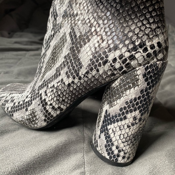 Snake Print Ankle Booties with Chunky Heel - Picture 5 of 5